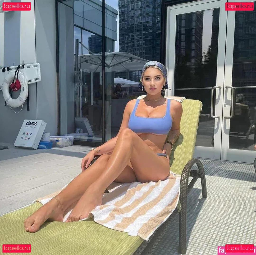 Hyunji 현지 Onlyfans Photo Gallery 