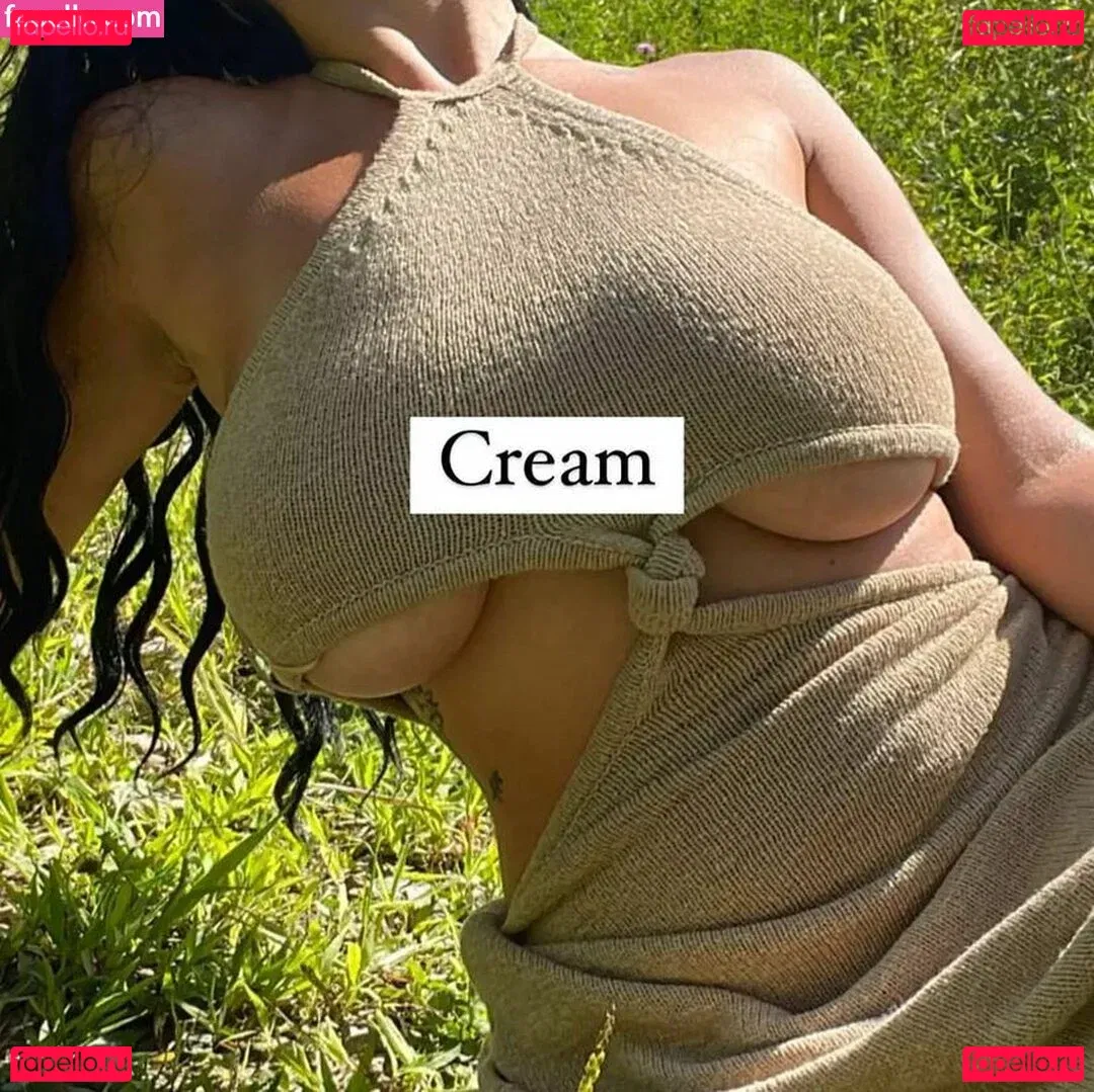 Hyunji 현지 Onlyfans Photo Gallery 