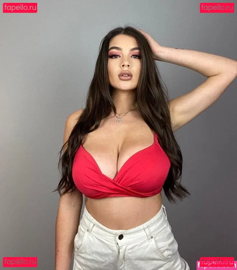 Hyunji 현지 Onlyfans Photo Gallery 