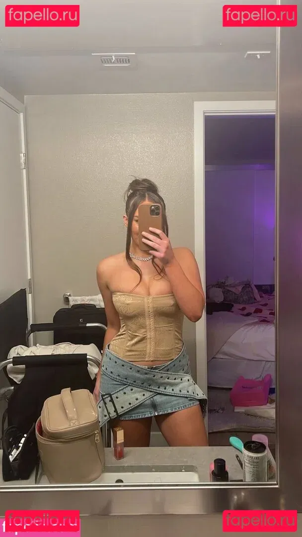 Kam Beahm Onlyfans Photo Gallery 