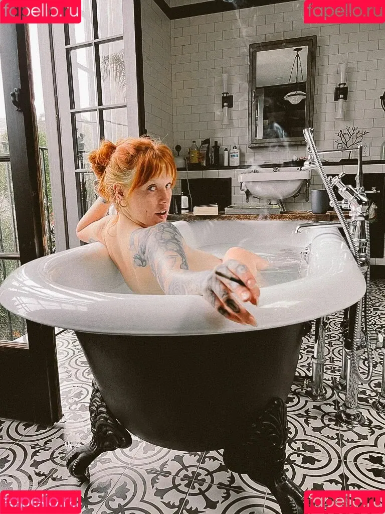 Itsbeadux Onlyfans Photo Gallery 