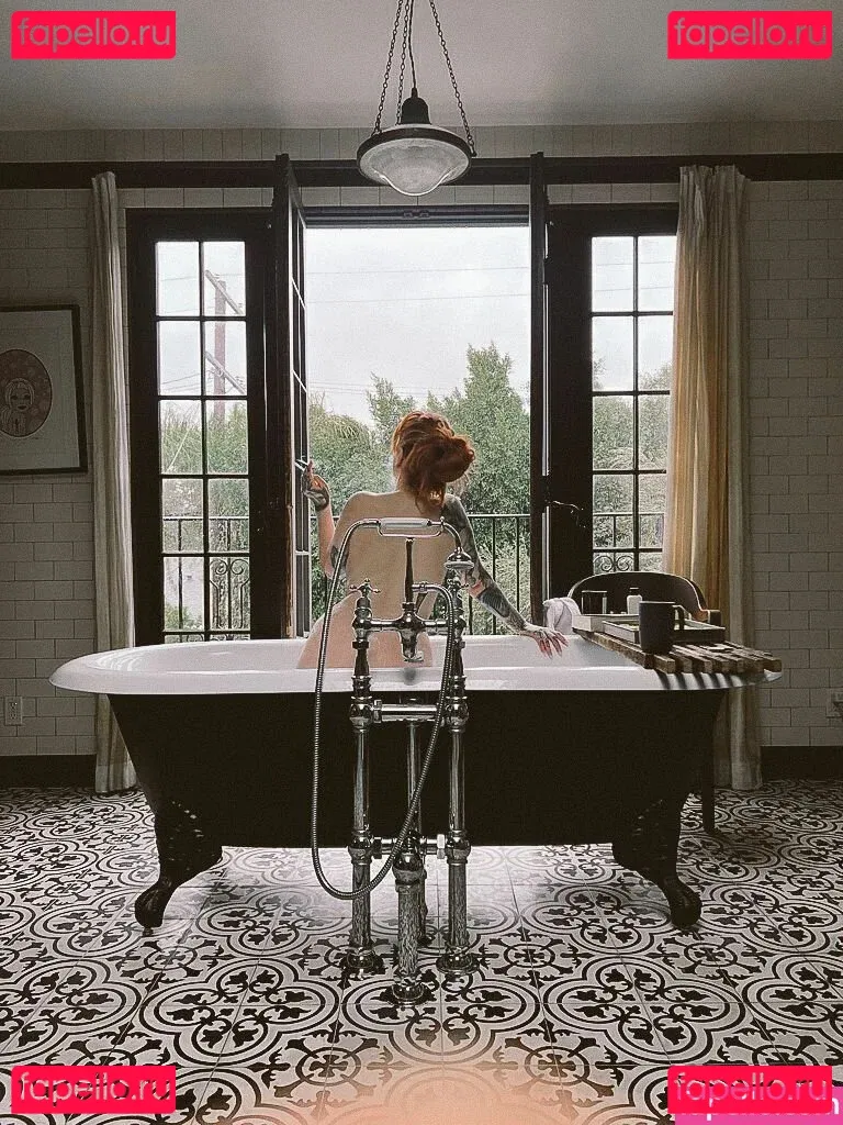 Itsbeadux Onlyfans Photo Gallery 