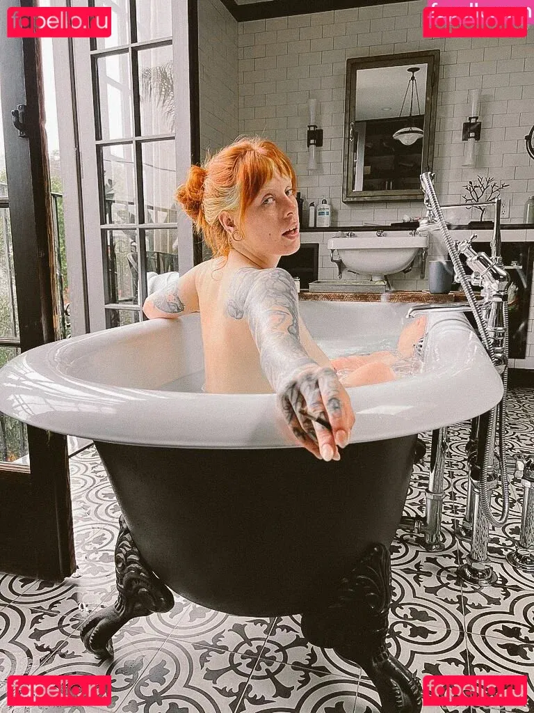 Itsbeadux Onlyfans Photo Gallery 