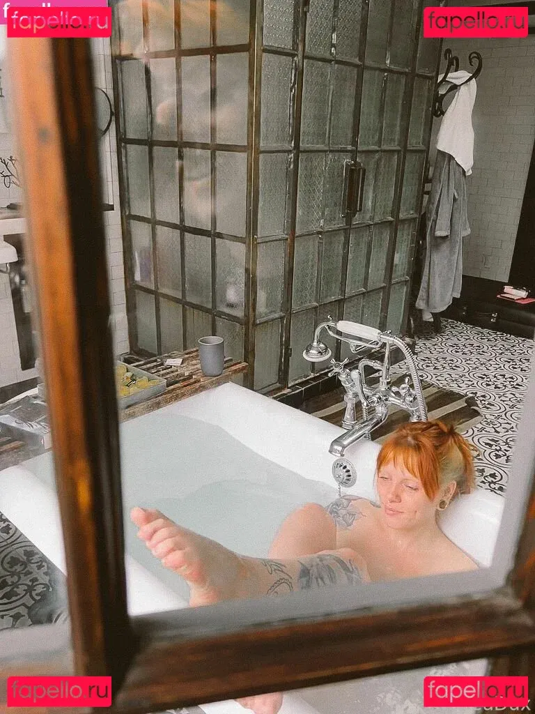 Itsbeadux Onlyfans Photo Gallery 