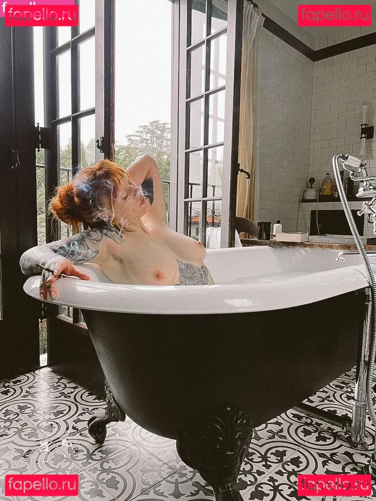 Itsbeadux Onlyfans Photo Gallery 