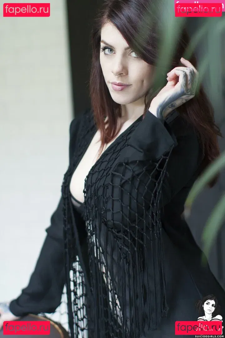 Itsbeadux Onlyfans Photo Gallery 