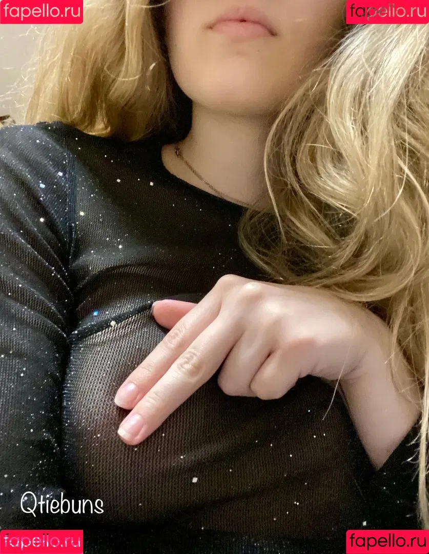 Qtiebuns ASMR Onlyfans Photo Gallery 