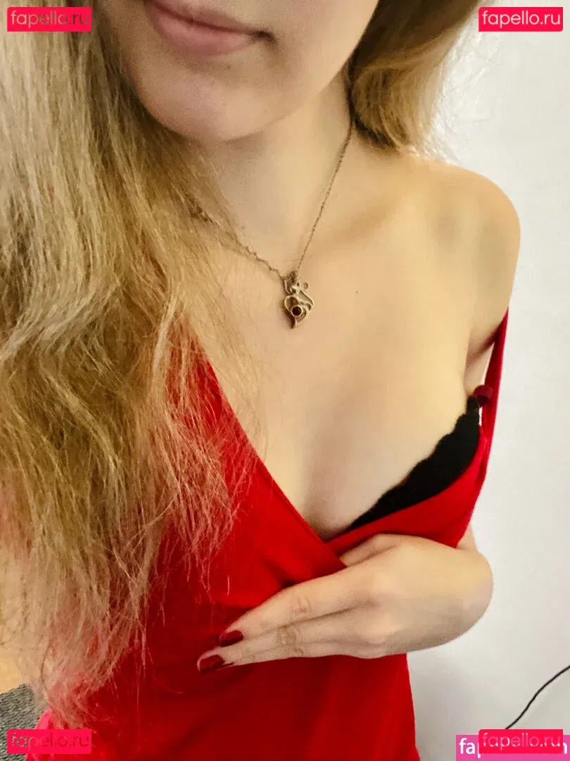 Qtiebuns ASMR Onlyfans Photo Gallery 