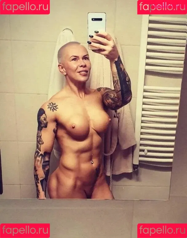 crazyxbody Onlyfans Photo Gallery 