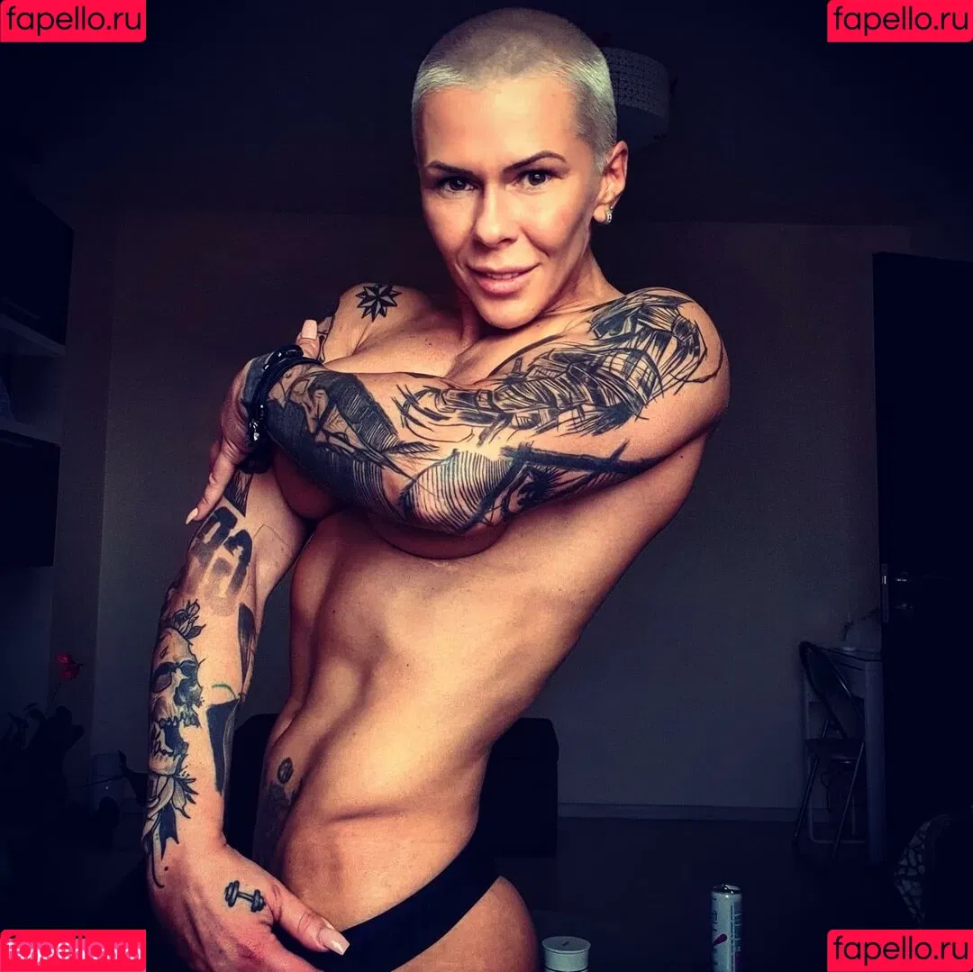 crazyxbody Onlyfans Photo Gallery 