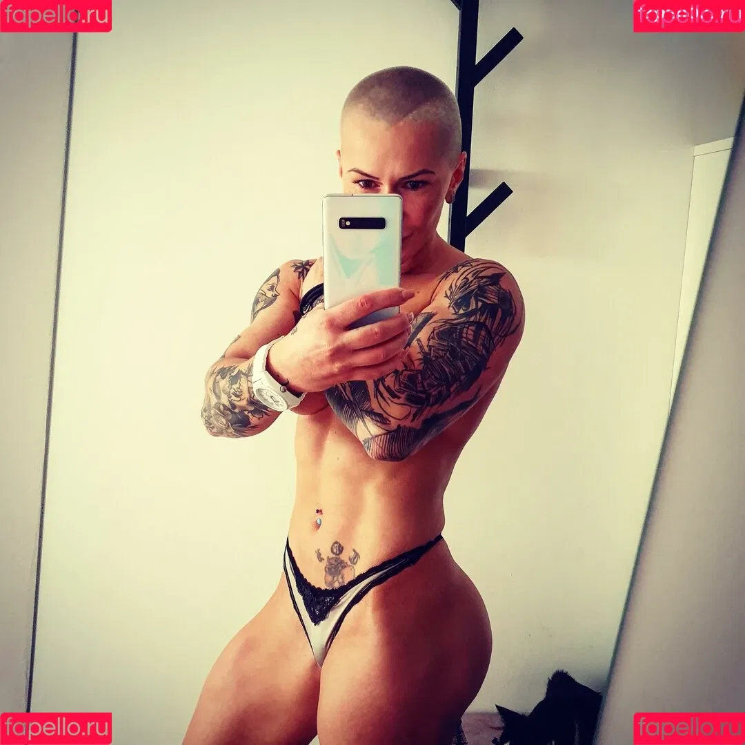 crazyxbody Onlyfans Photo Gallery 