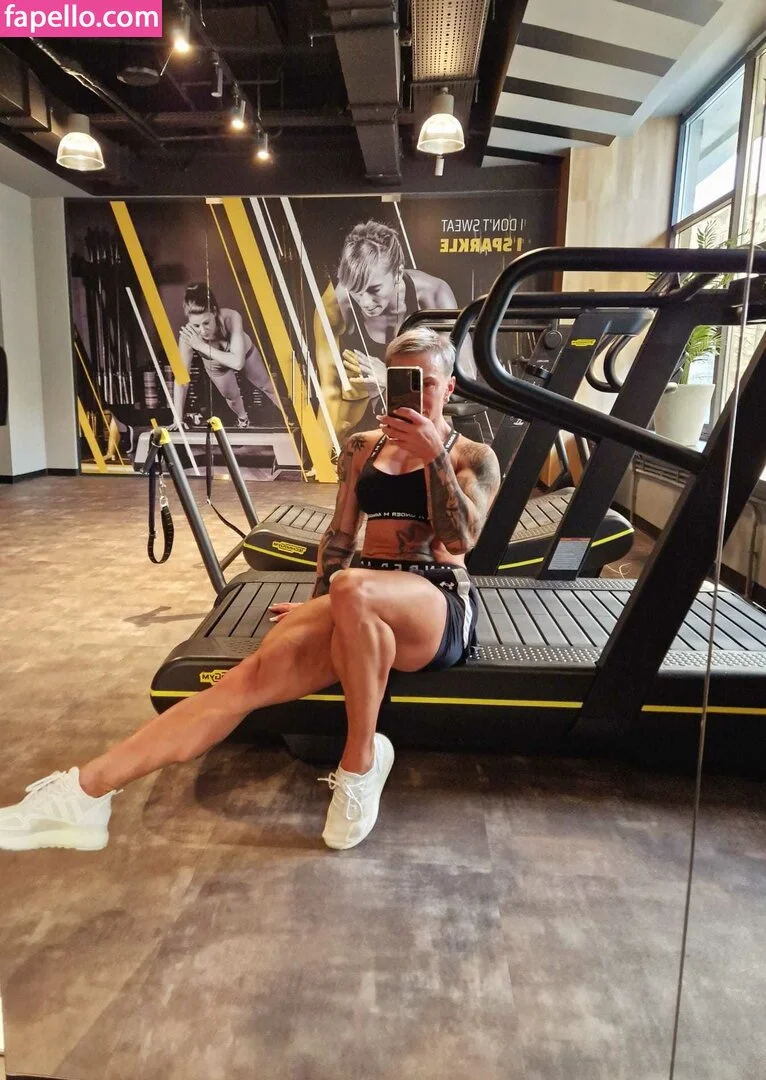 crazyxbody Onlyfans Photo Gallery 