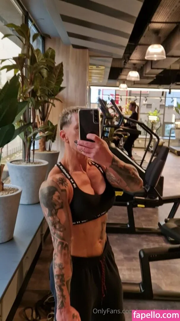 crazyxbody Onlyfans Photo Gallery 