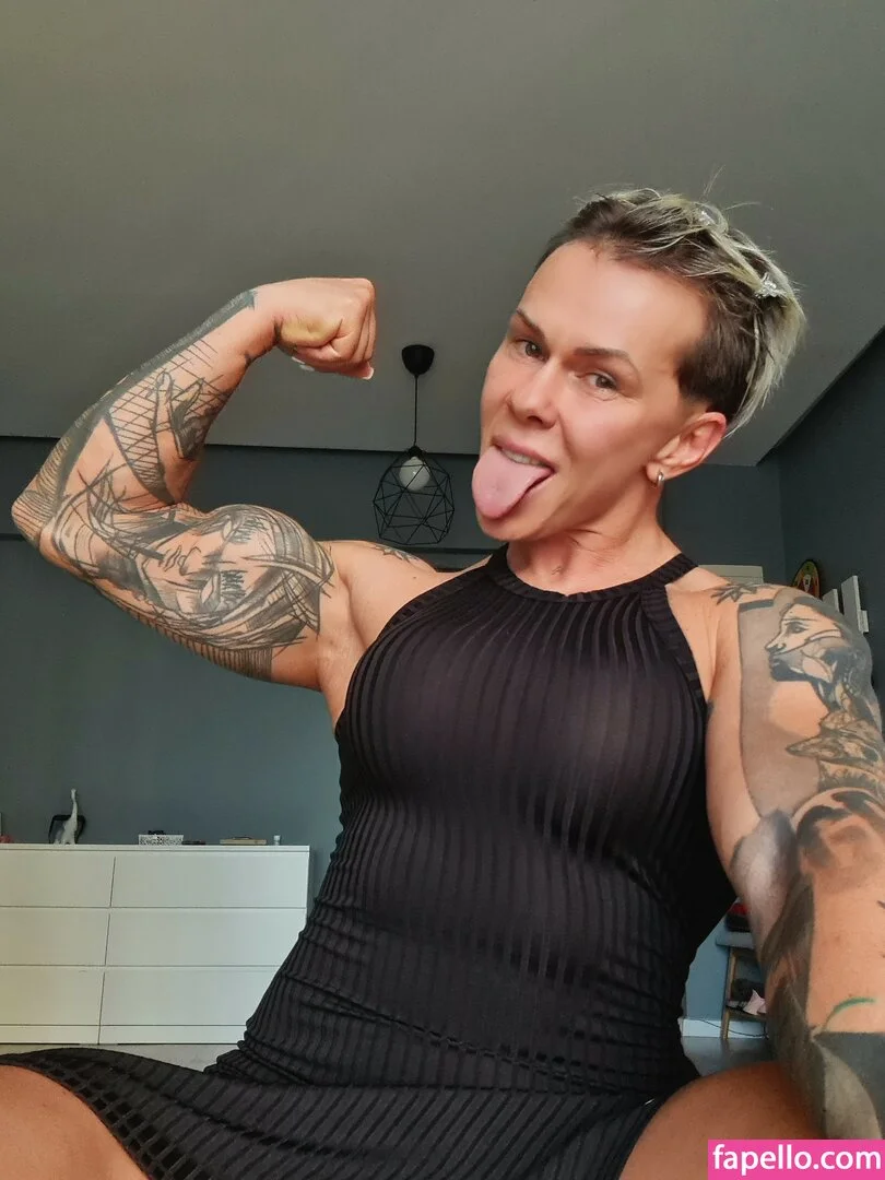 crazyxbody Onlyfans Photo Gallery 