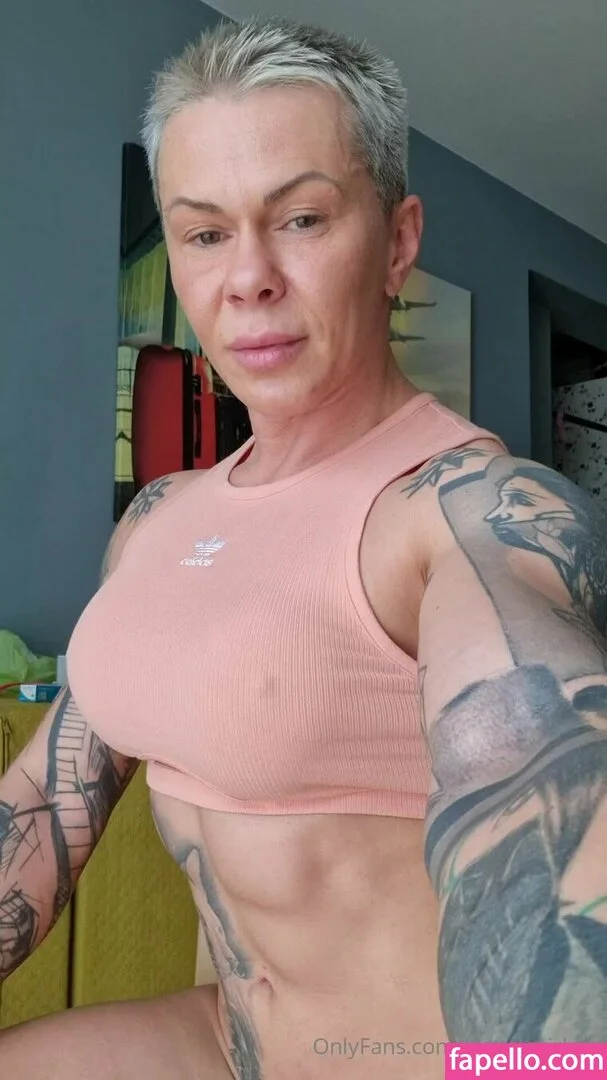 crazyxbody Onlyfans Photo Gallery 