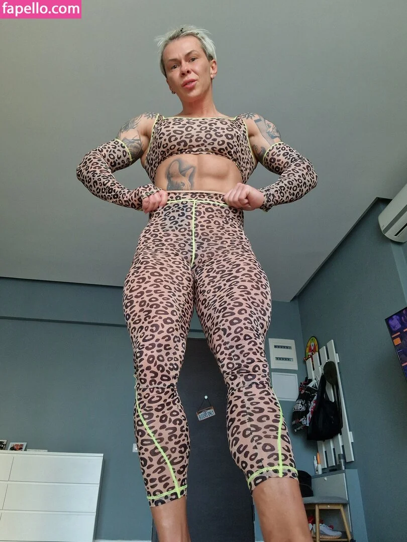crazyxbody Onlyfans Photo Gallery 