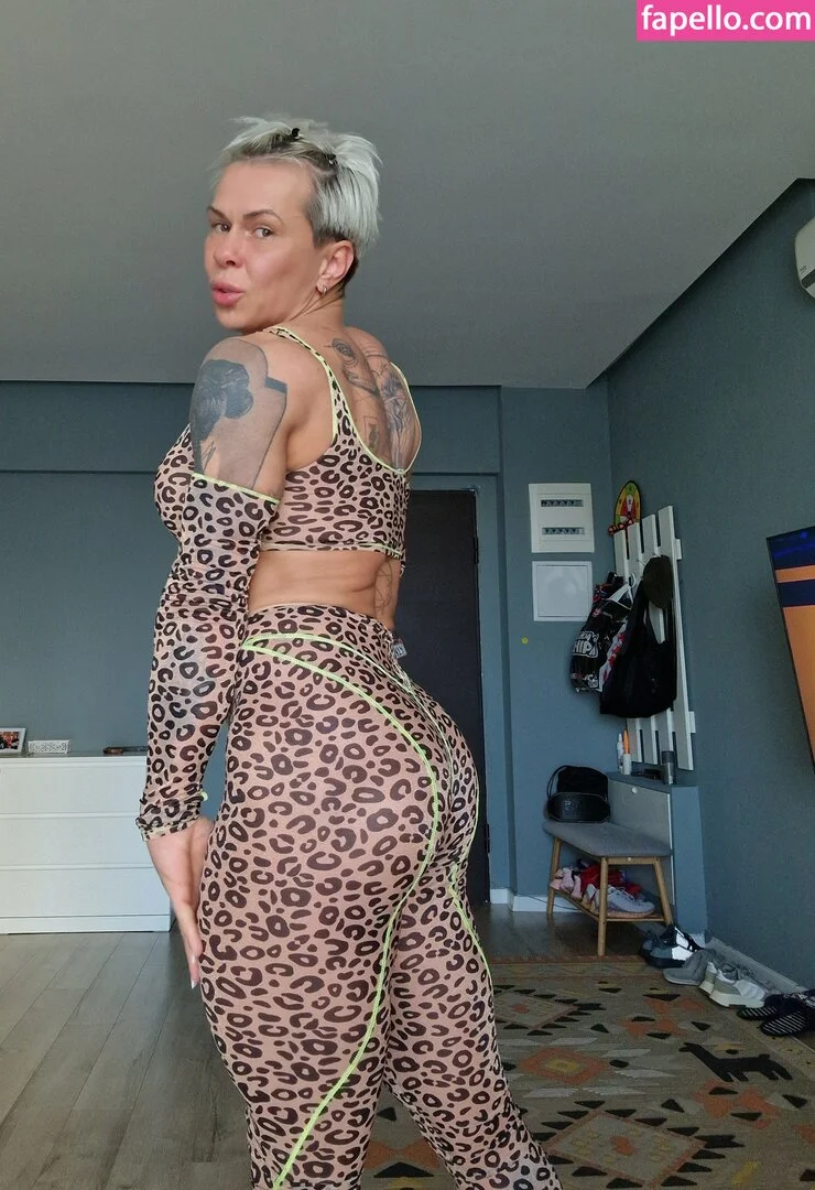 crazyxbody Onlyfans Photo Gallery 