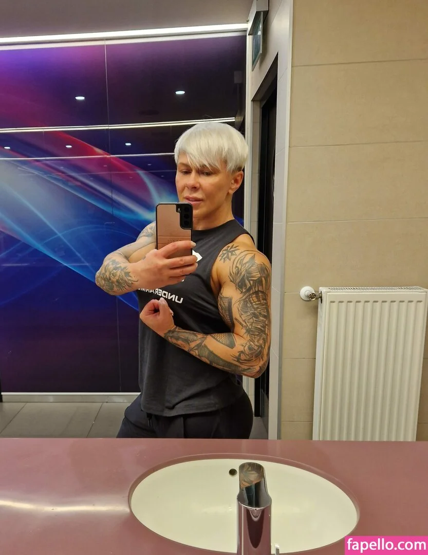 crazyxbody Onlyfans Photo Gallery 