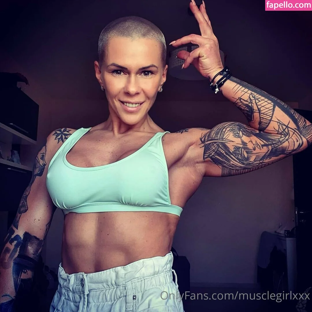 crazyxbody Onlyfans Photo Gallery 