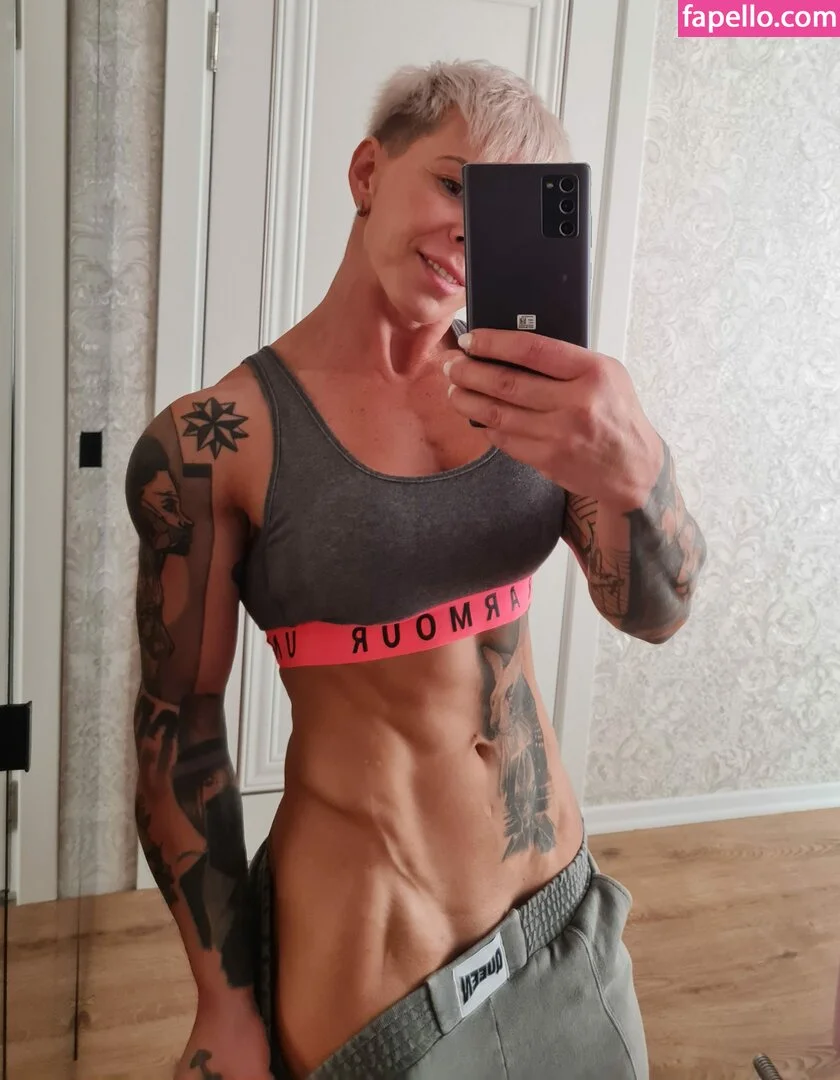 crazyxbody Onlyfans Photo Gallery 