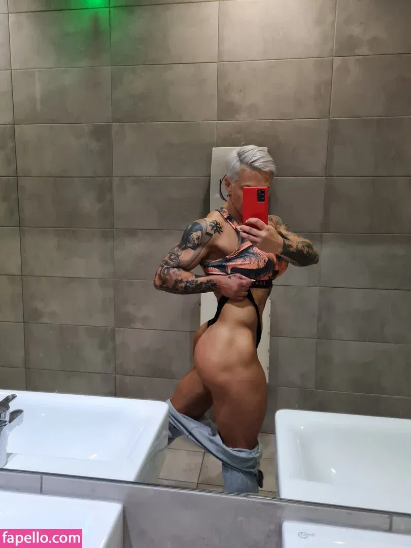 crazyxbody Onlyfans Photo Gallery 