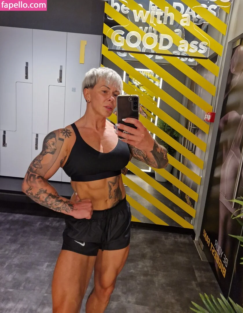 crazyxbody Onlyfans Photo Gallery 