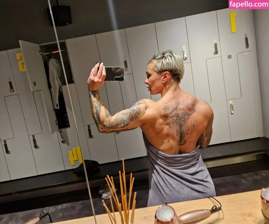 crazyxbody Onlyfans Photo Gallery 