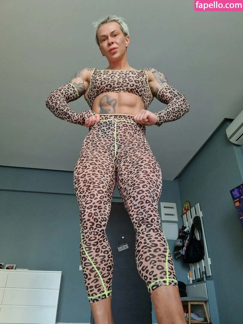 crazyxbody Onlyfans Photo Gallery 
