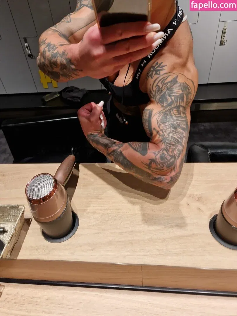 crazyxbody Onlyfans Photo Gallery 