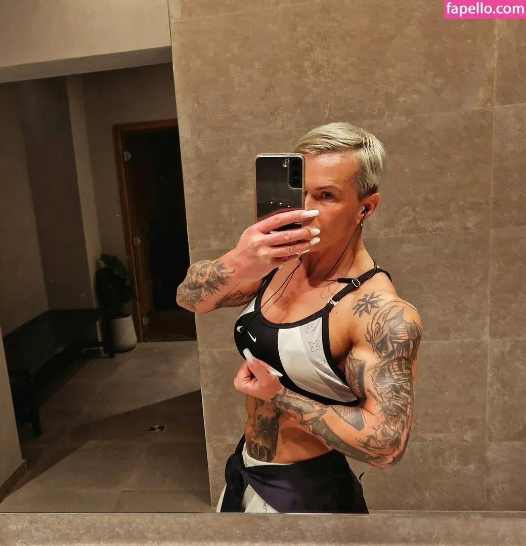 crazyxbody Onlyfans Photo Gallery 