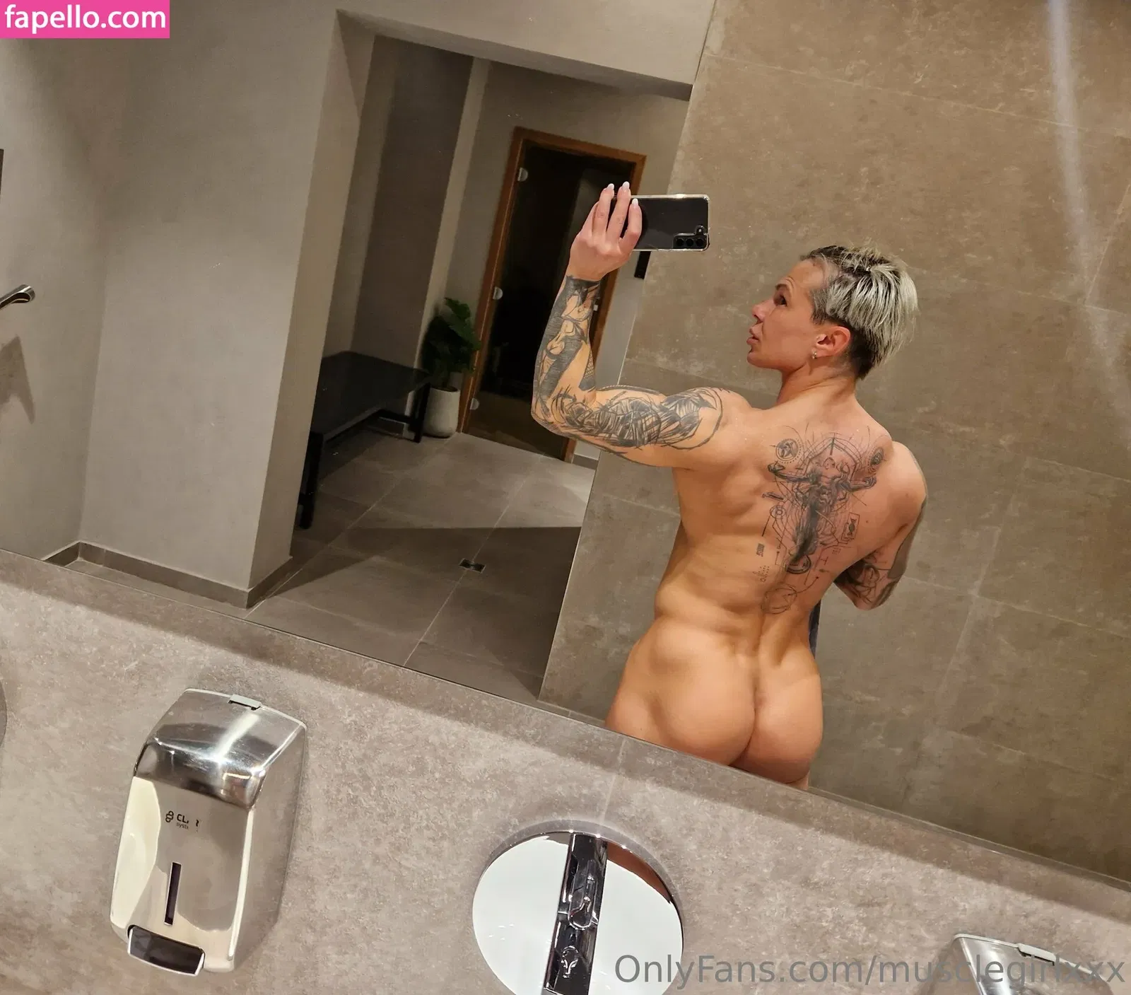 crazyxbody Onlyfans Photo Gallery 