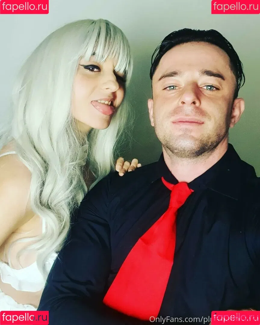 Valeera Raine Onlyfans Photo Gallery 