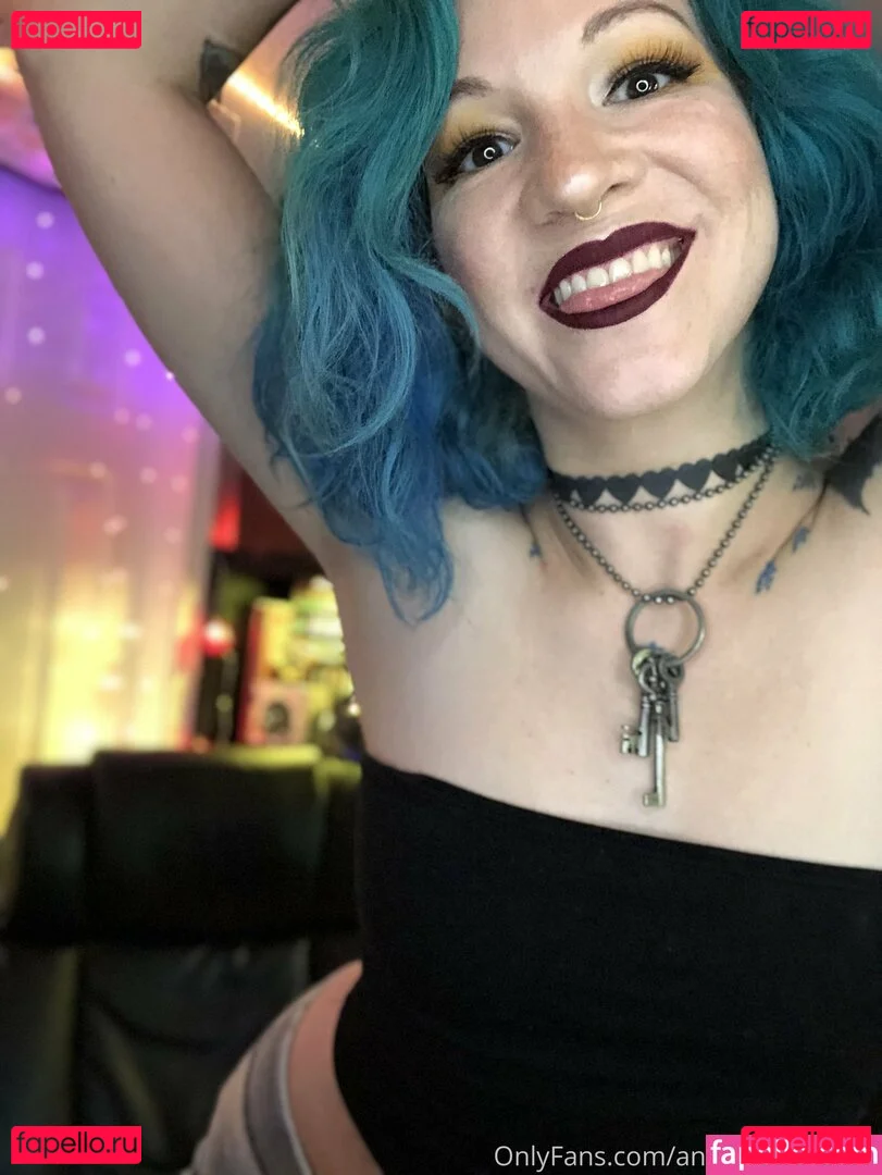 anervoussole_xo Onlyfans Photo Gallery 