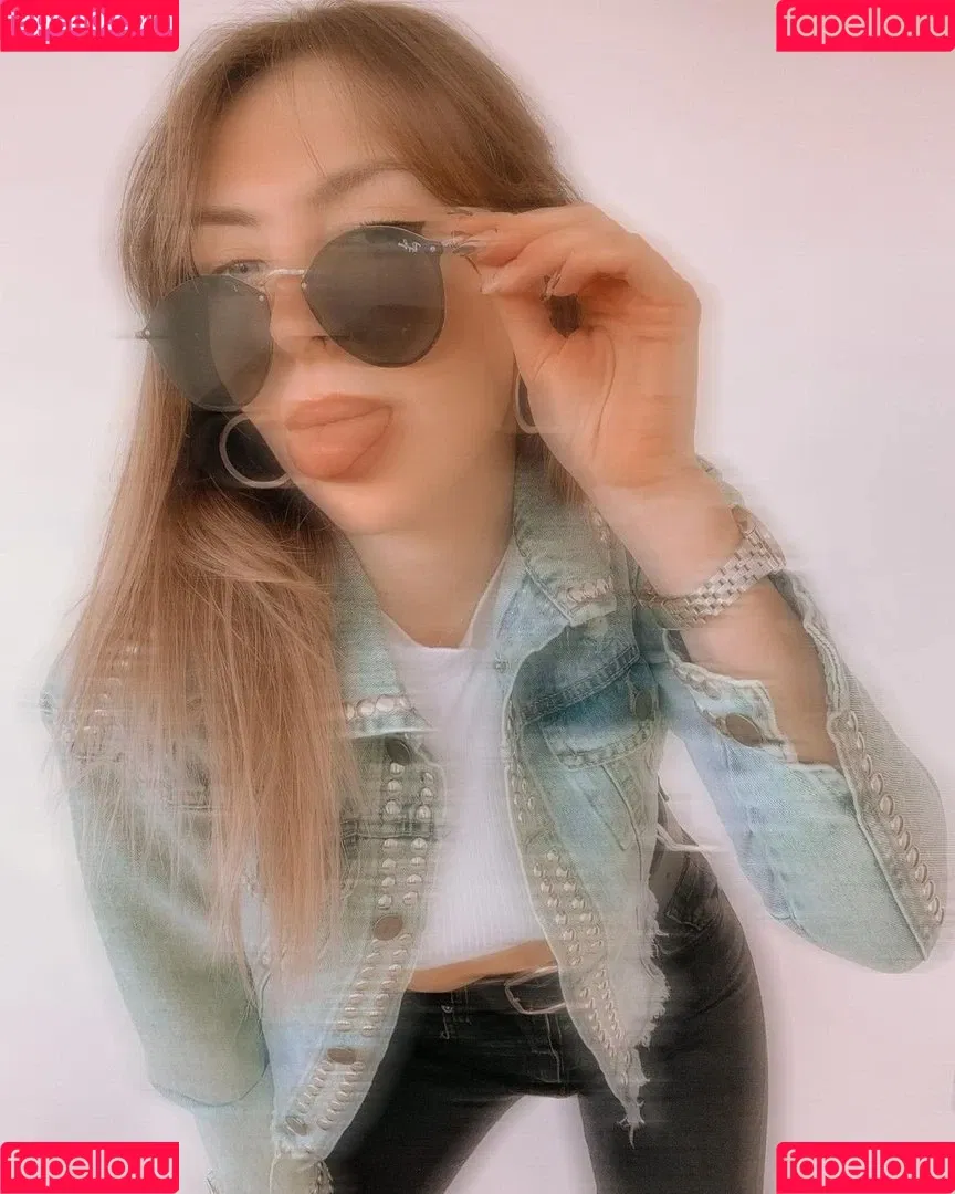 Nadine Granata Onlyfans Photo Gallery 