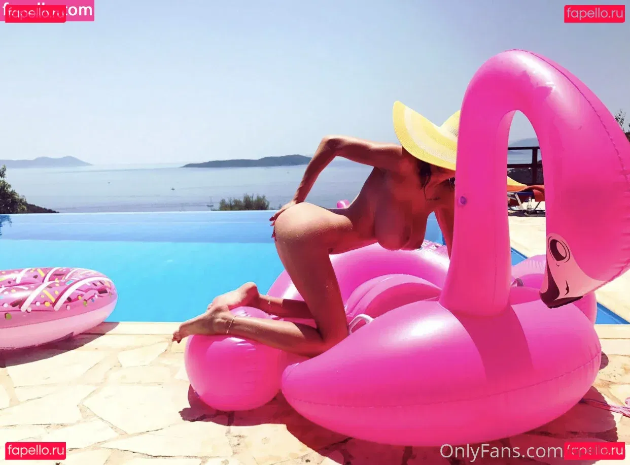 MFC Murka Onlyfans Photo Gallery 