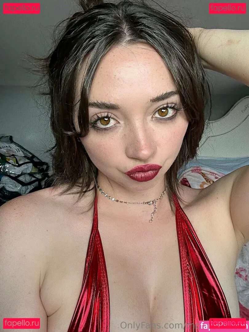 Mellania Onlyfans Photo Gallery 