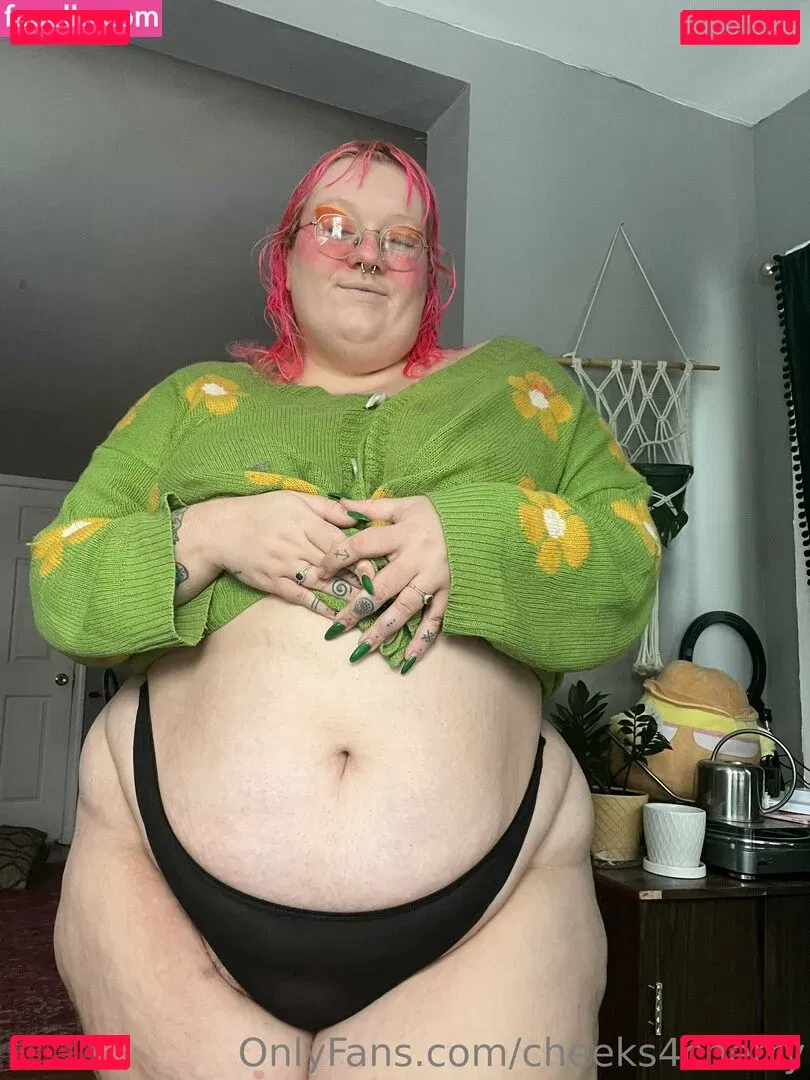 cheeks4cherry Onlyfans Photo Gallery 