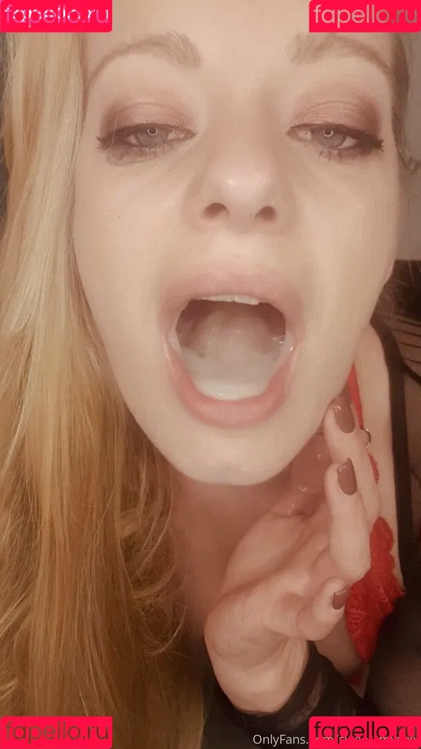 sweet_miaxxx Onlyfans Photo Gallery 