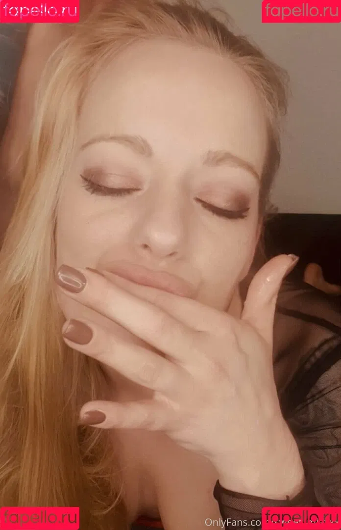 sweet_miaxxx Onlyfans Photo Gallery 