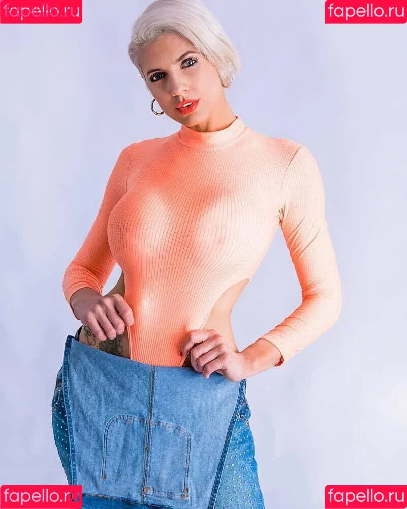 Tamara Bella Onlyfans Photo Gallery 