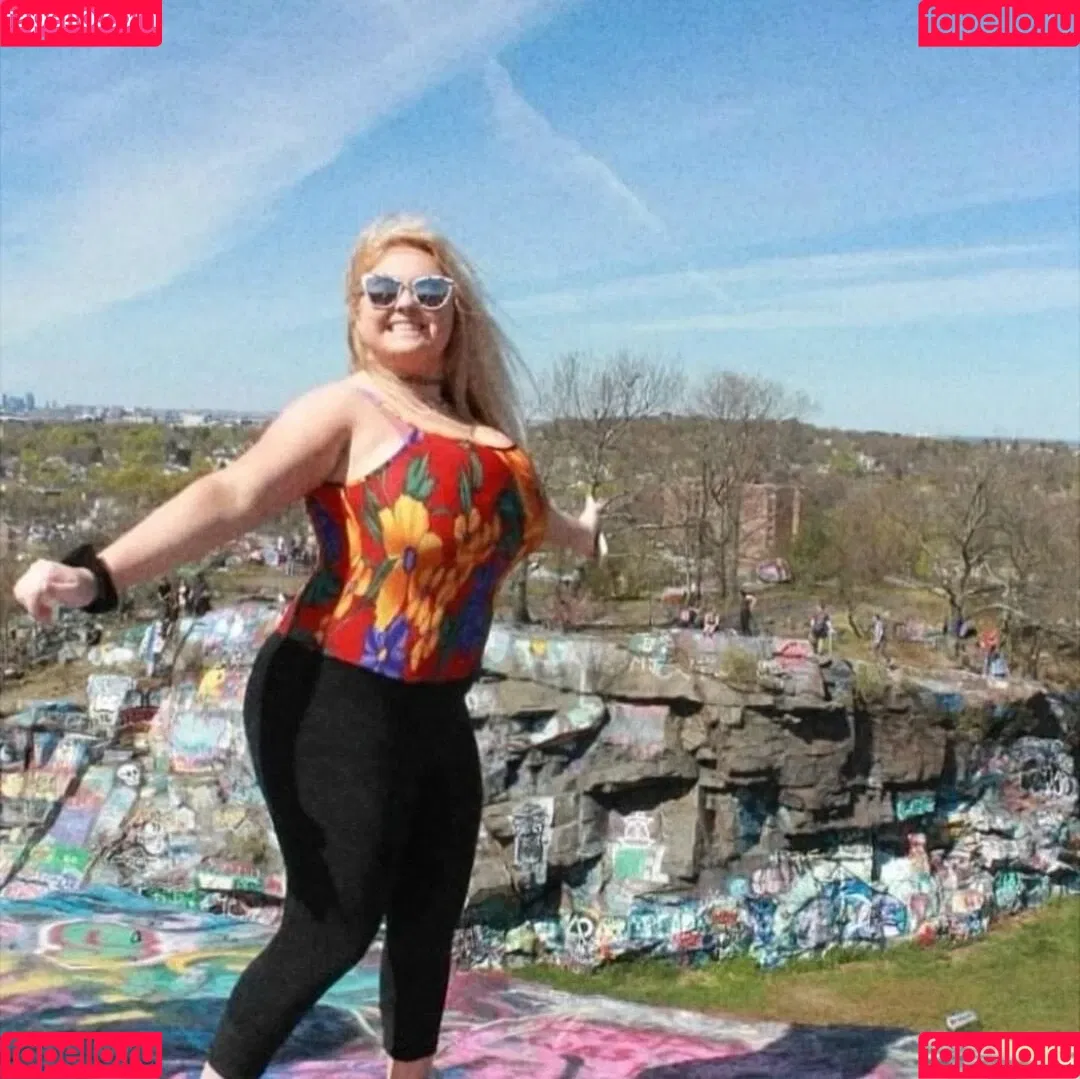 Amberly Onlyfans Photo Gallery 