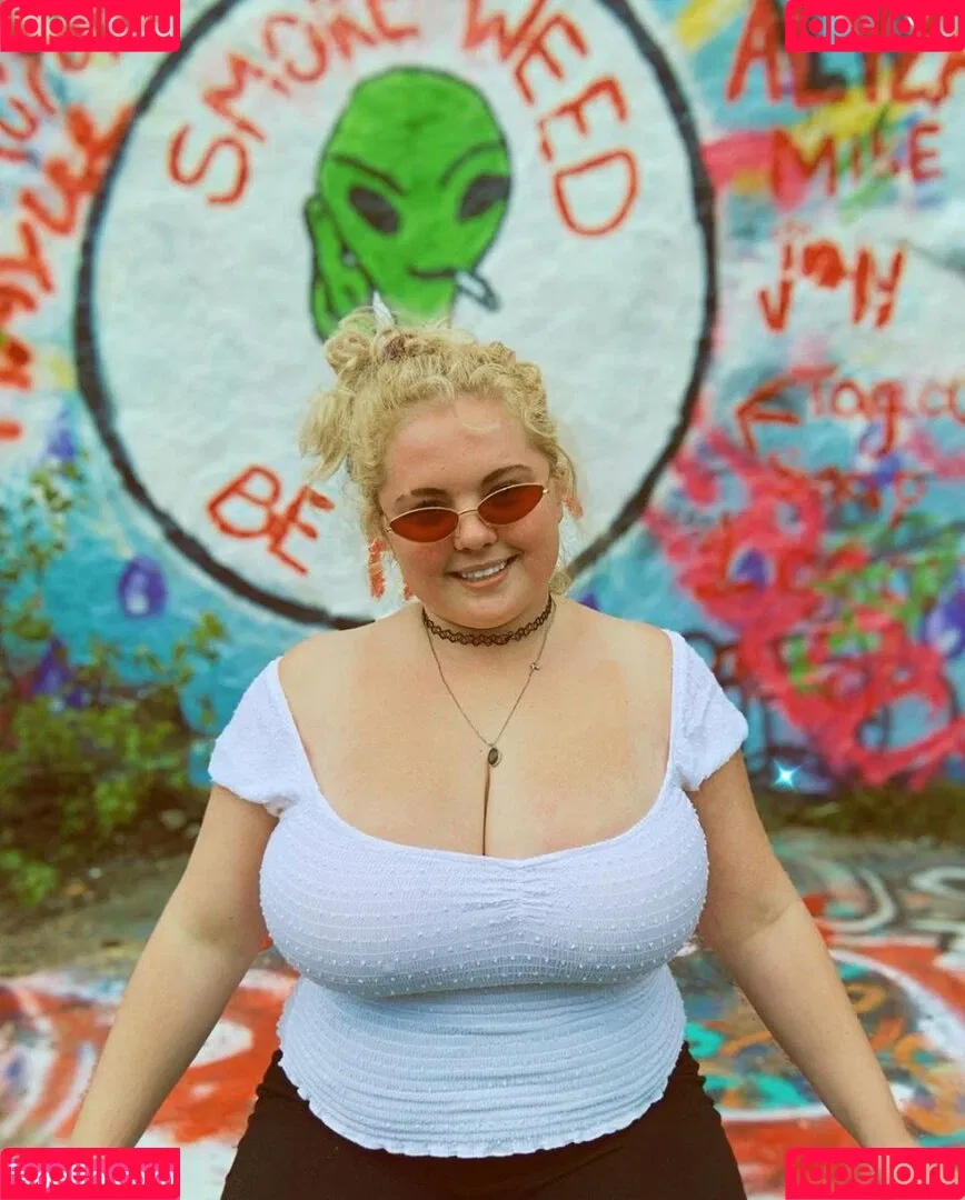 Amberly Onlyfans Photo Gallery 