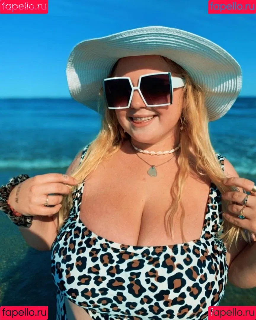 Amberly Onlyfans Photo Gallery 