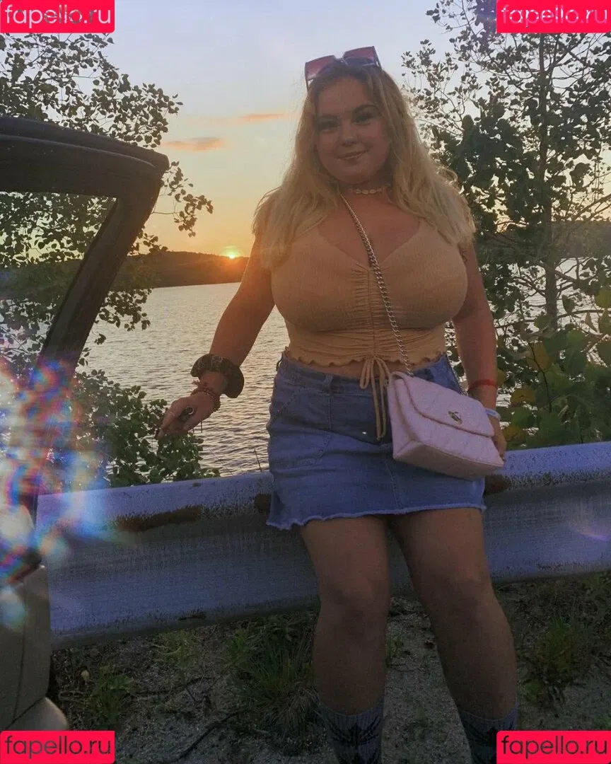Amberly Onlyfans Photo Gallery 