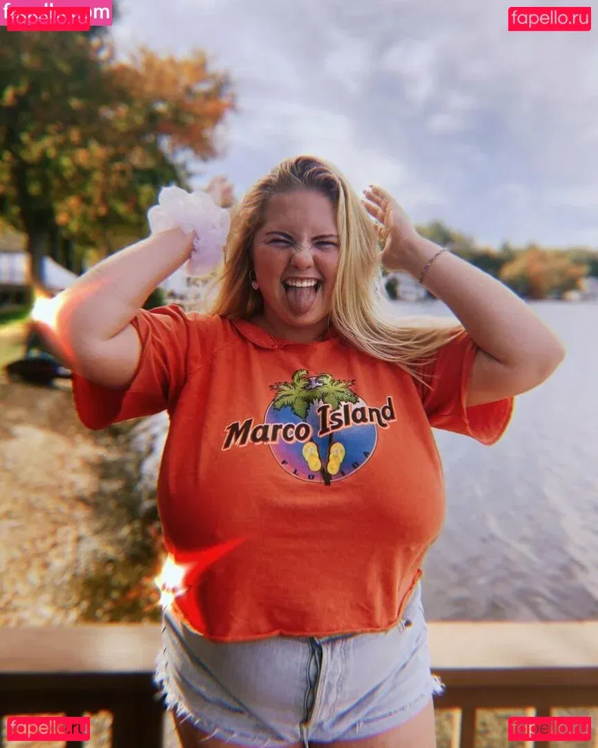 Amberly Onlyfans Photo Gallery 