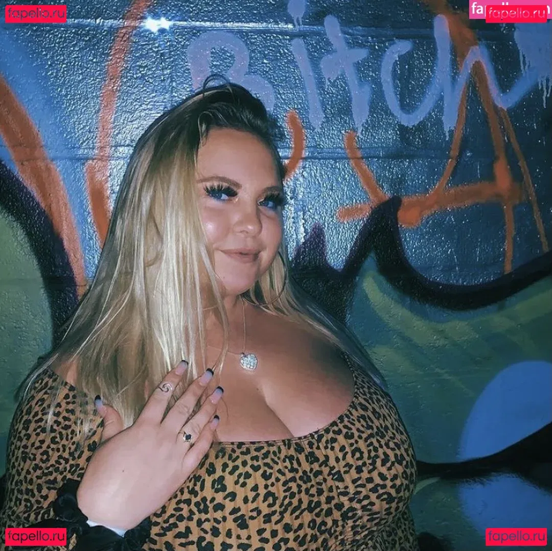 Amberly Onlyfans Photo Gallery 