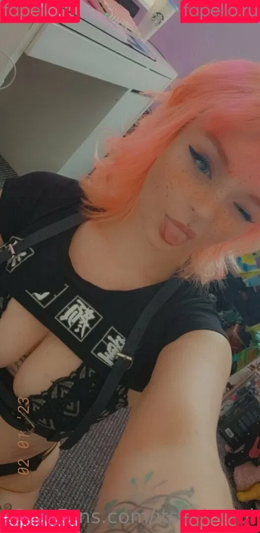 itskhloelol Onlyfans Photo Gallery 