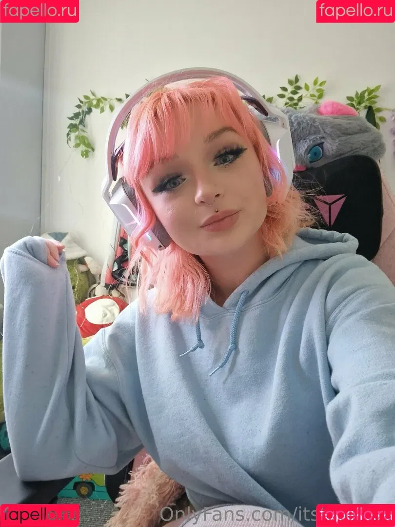 itskhloelol Onlyfans Photo Gallery 