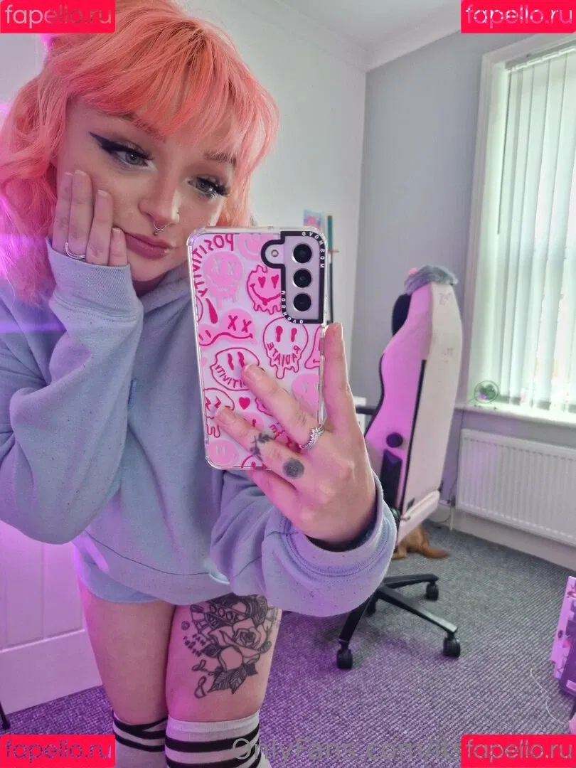 itskhloelol Onlyfans Photo Gallery 