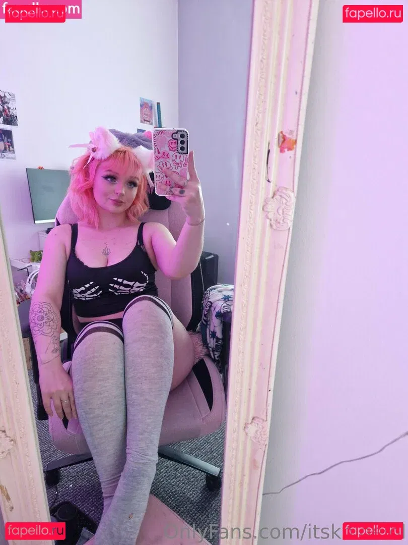 itskhloelol Onlyfans Photo Gallery 